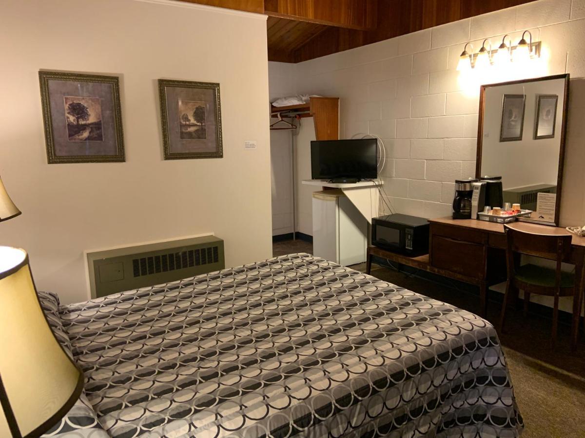 Ace Crown Motel Medicine Hat Luaran gambar